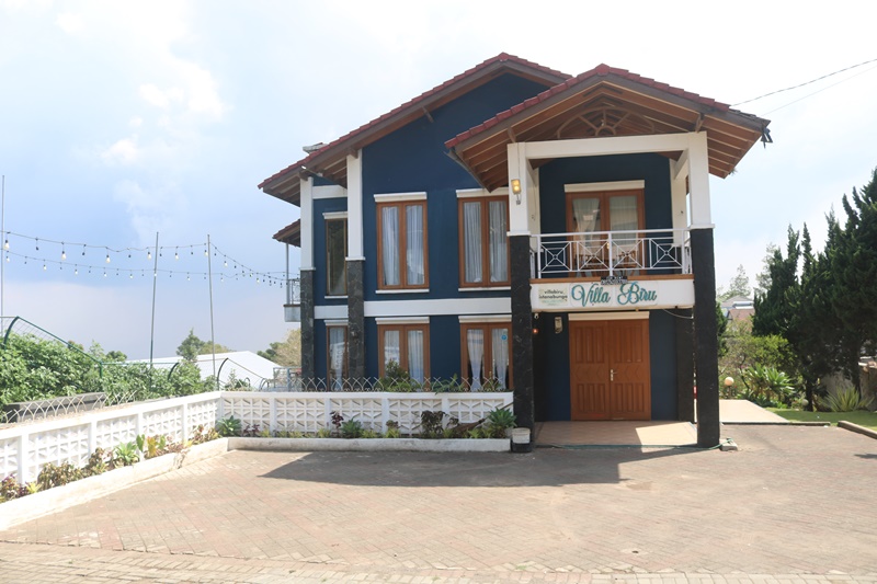 Villa Biru Lembang 3 Kamar