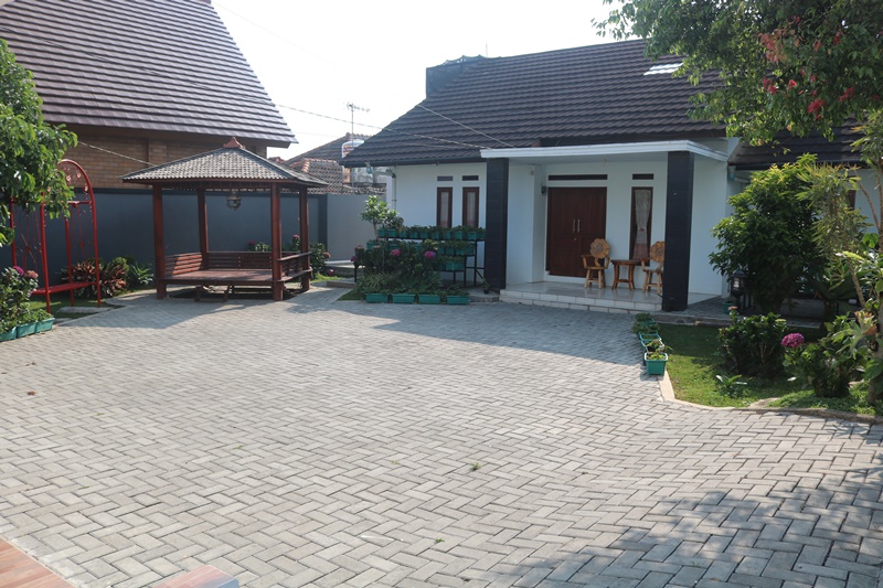 Villa Dinar 2 Lembang